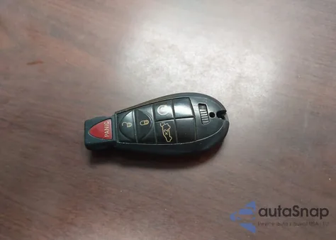 2013 Jeep Grand Cherokee Overland z USA, uszkodzony, nr VIN 1C4RJFCT0DC655602